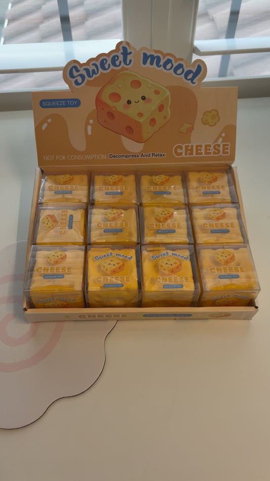 Super Crunchy Mini Cheese Squishy!
