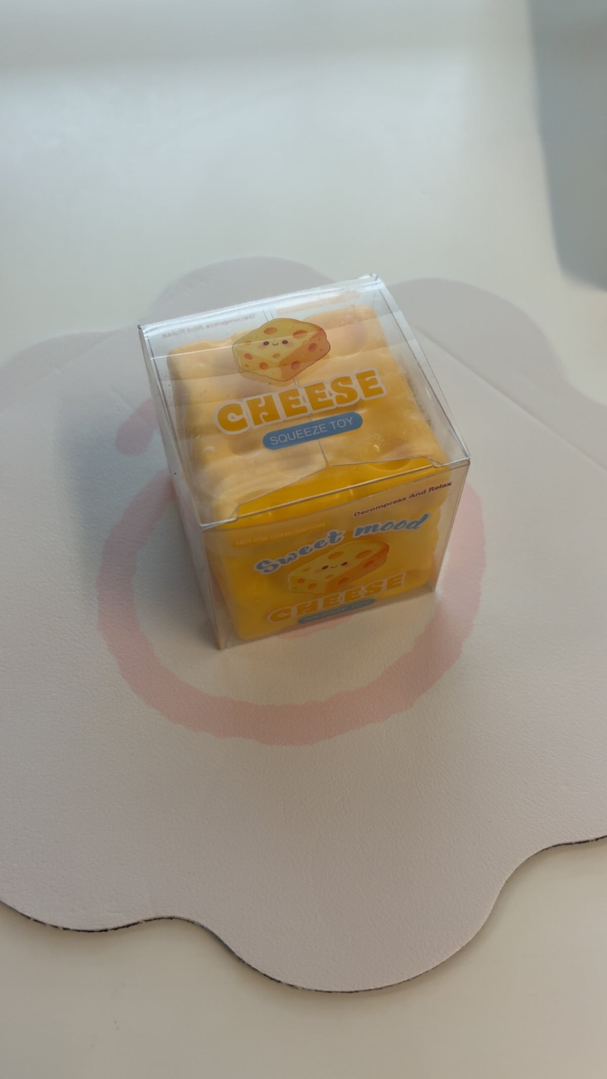 Super Crunchy Mini Cheese Squishy!